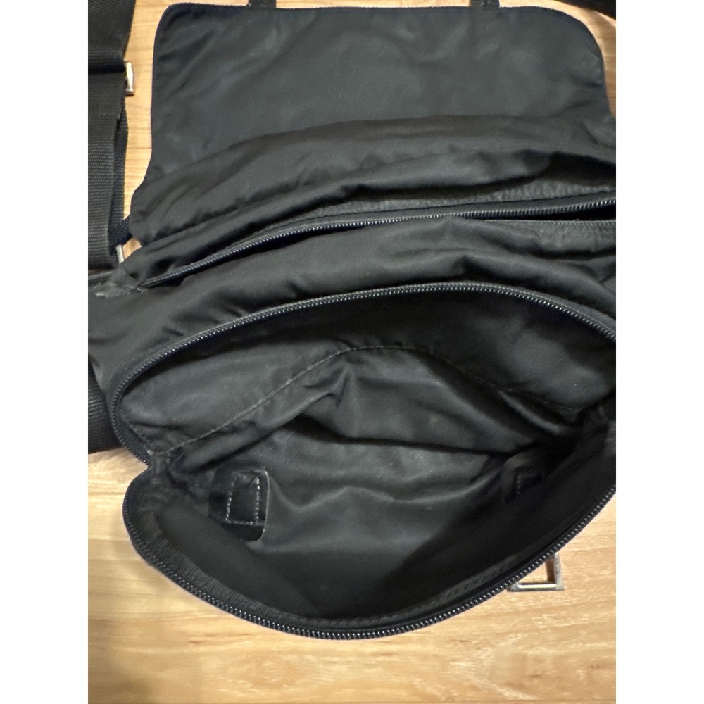 Prada Black Nylon Messenger Bag Crossbody Vela Buckle Flap Logo Vintage Large - Picture 6 of 12